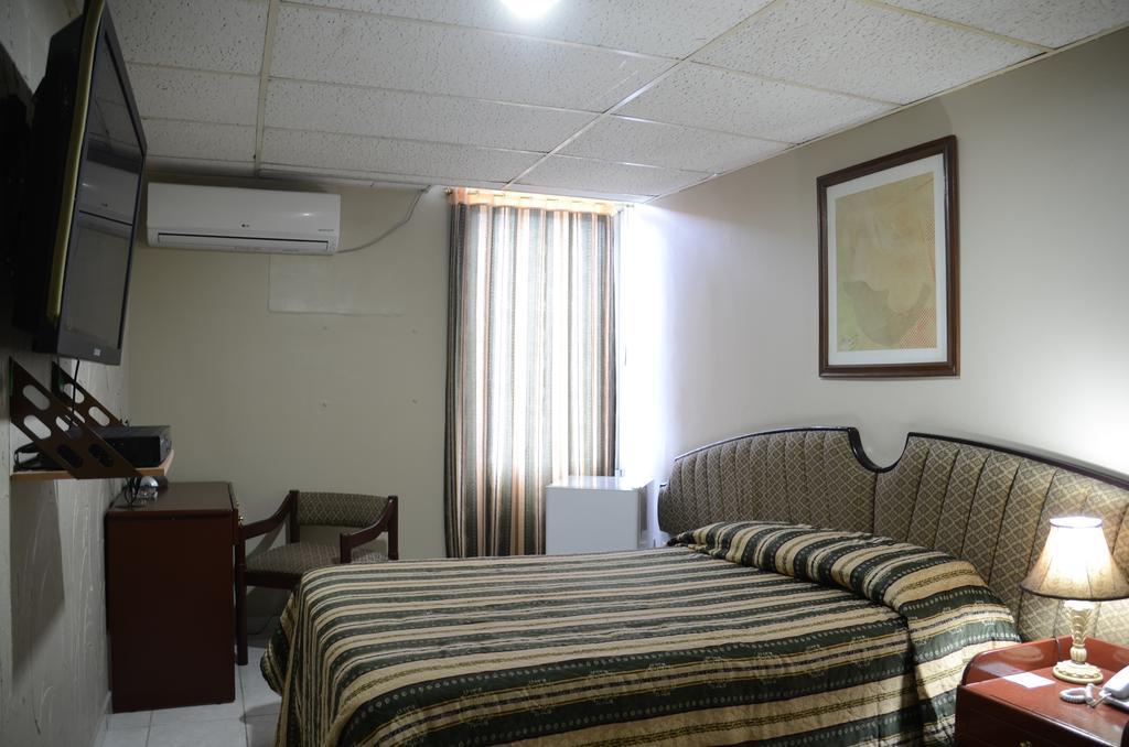 Hotel La Torre Guayaquil Quarto foto