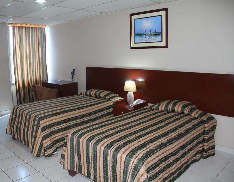 Hotel La Torre Guayaquil Exterior foto